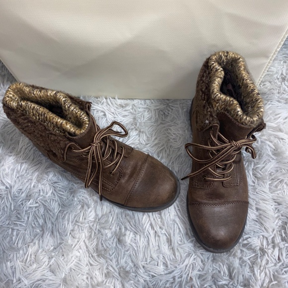 Brown Ankle Boots - Picture 3 of 3